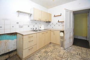 Photo 7- click for photo gallery